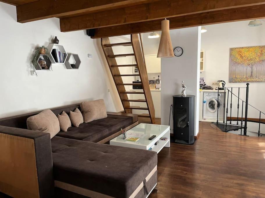 Cozy 3 Story House In Old Town Apartment Tallinn Exterior photo