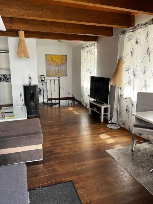 Cozy 3 Story House In Old Town Apartment Tallinn Exterior photo